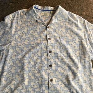 Roundtree Caribbean Silk Size Large Blue  With White Flowers‎